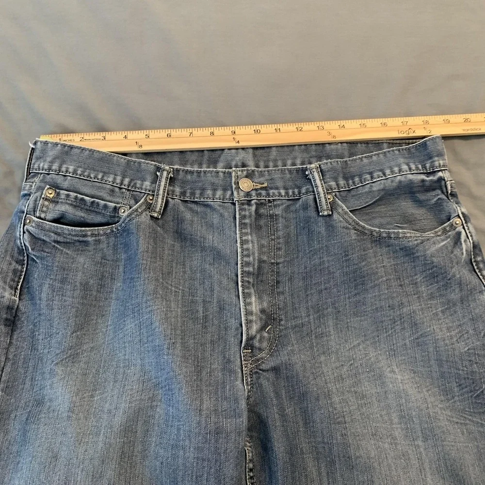 Levis 514 Jeans Mens 38x30 Blue Light Wash Regular Fit Straight Leg Denim‎ Pants